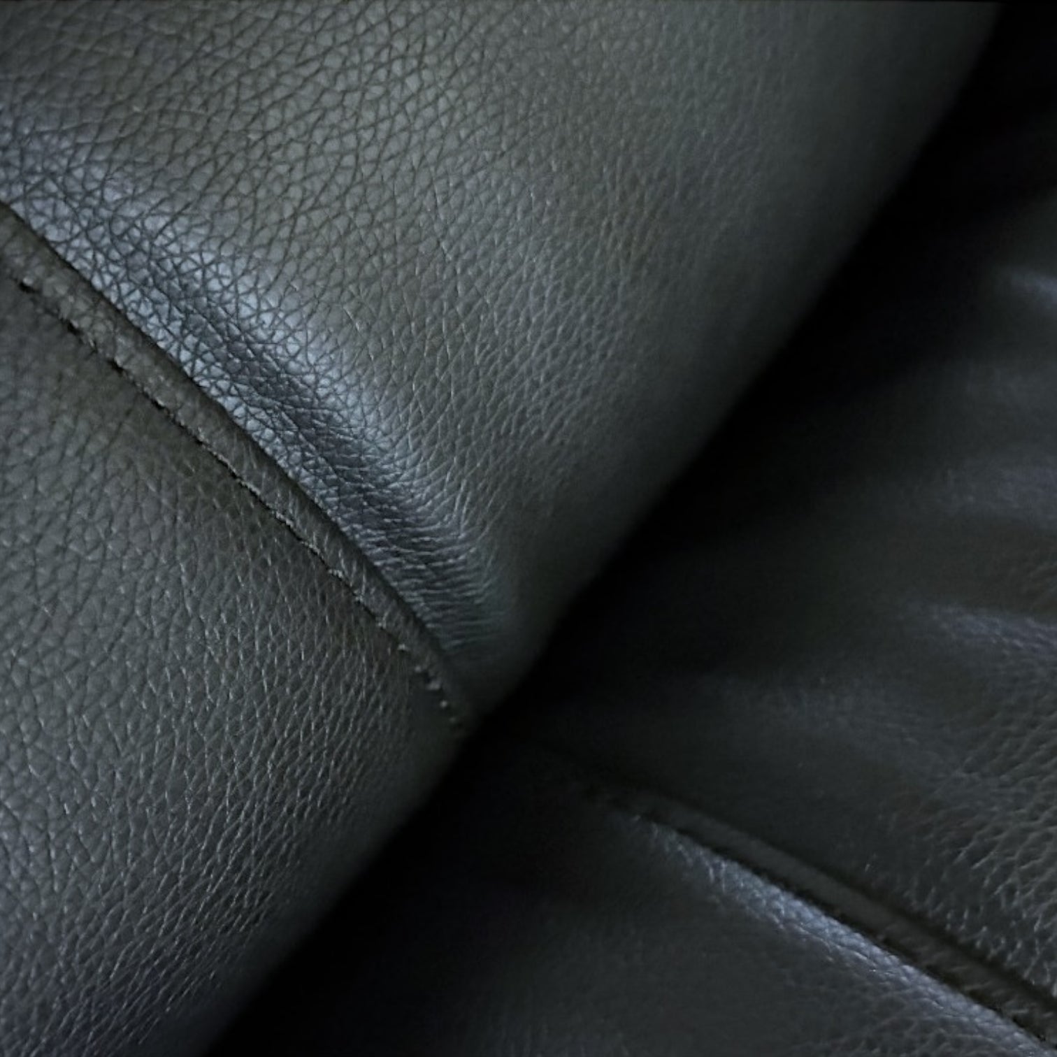 Bergere - Comodidad del sillón reclinable negro | mueblesamerica.cl