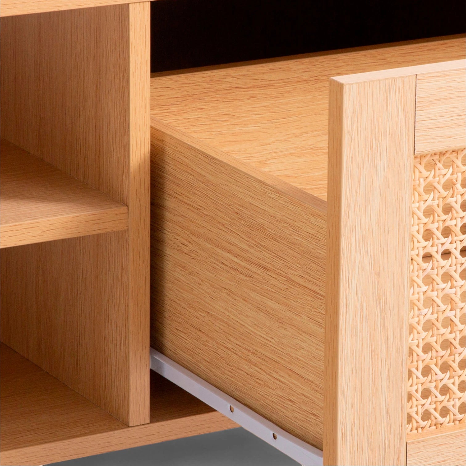 Mesa de Centro con rattan y madera