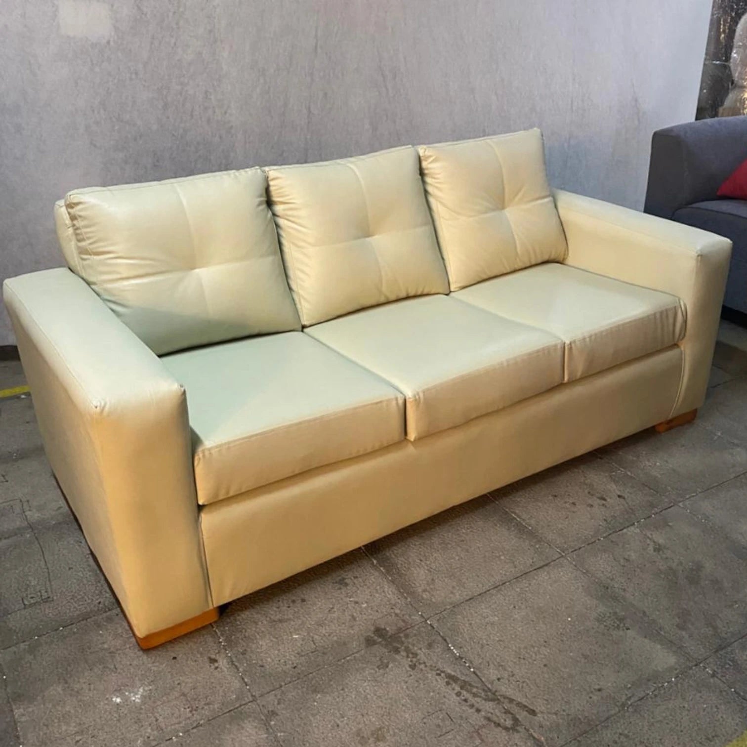 Sofá Franco 3 Cuerpos - Cuero Sintético Pu Beige (2da selección)