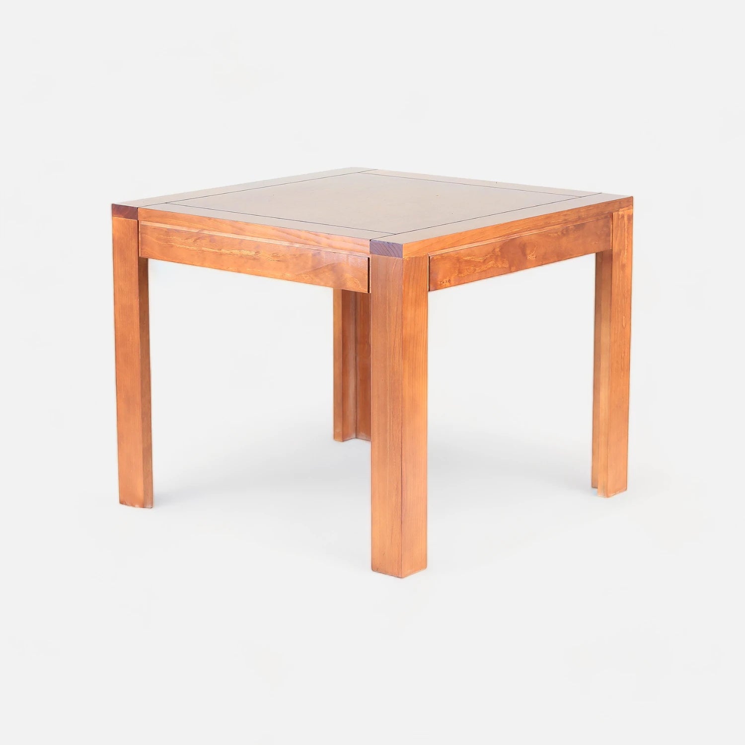 Comedor Rayenco Raulí - 4 Sillas Tapiz Perla