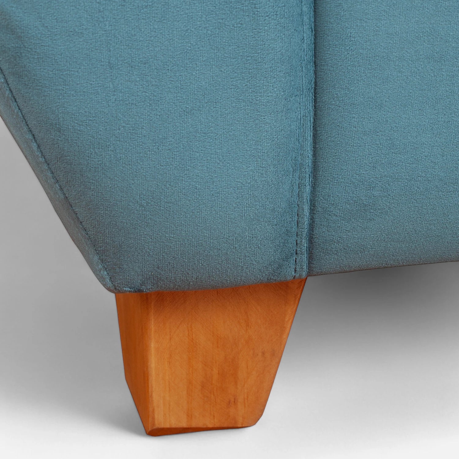 Sofá azul petróleo de tela felpa, 3 cuerpos, diseño moderno y cómodo - Muebles América mueblesamerica.cl