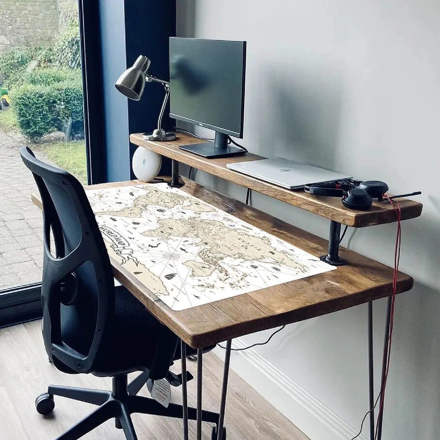 Office Pad The World