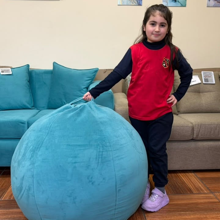 Pouf Pera Felpa Turquesa - imagen de cliente 2