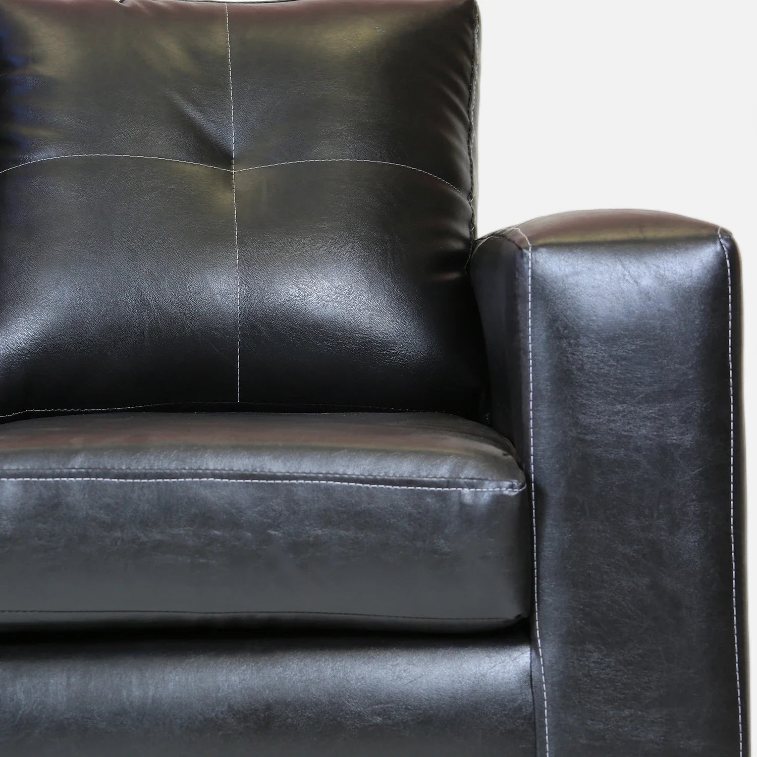 Living Emilia 3 Cuerpos Y 2 Poufs - Cuero Sintético Pu Negro