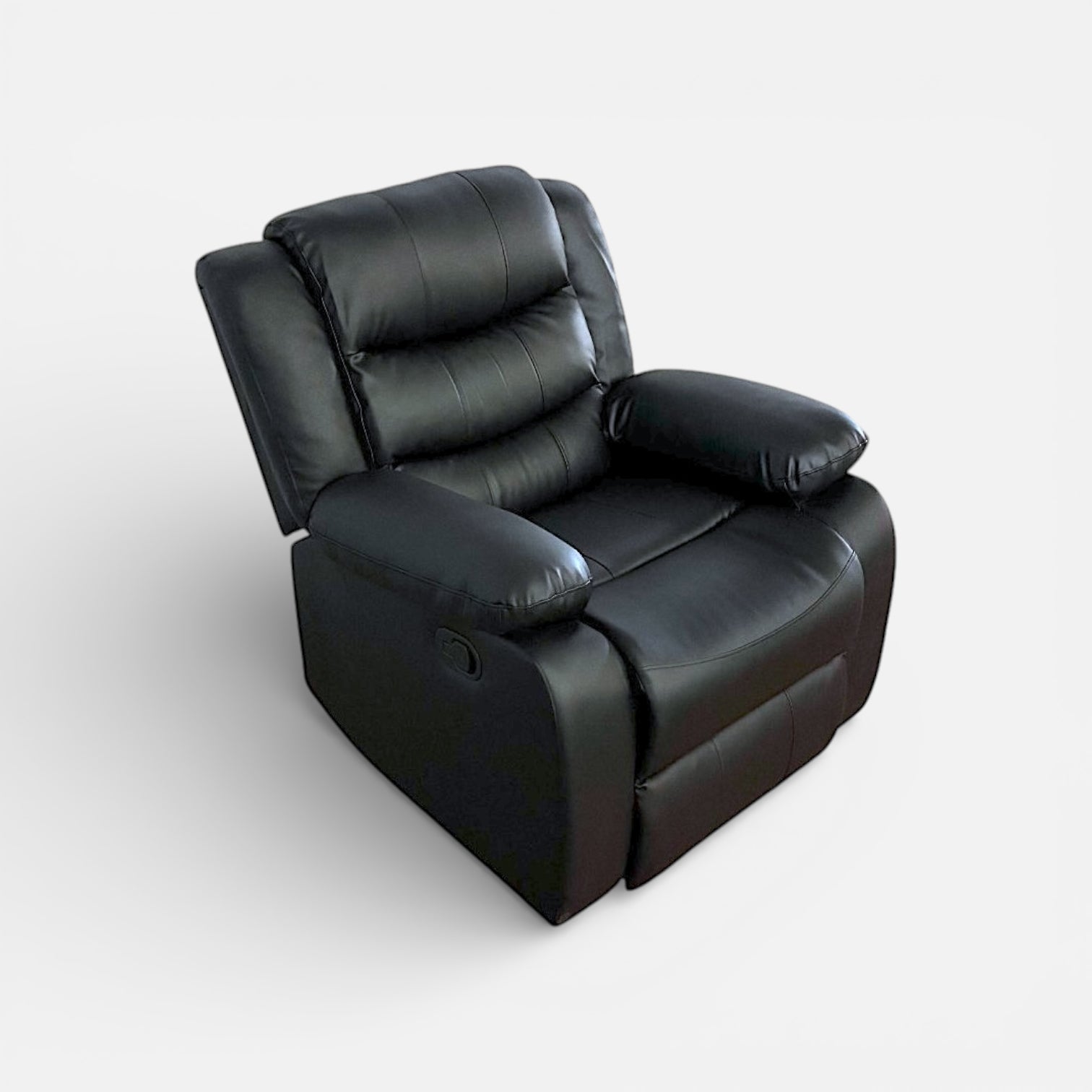 Bergere Anthony en cuero sintético negro | mueblesamerica.cl