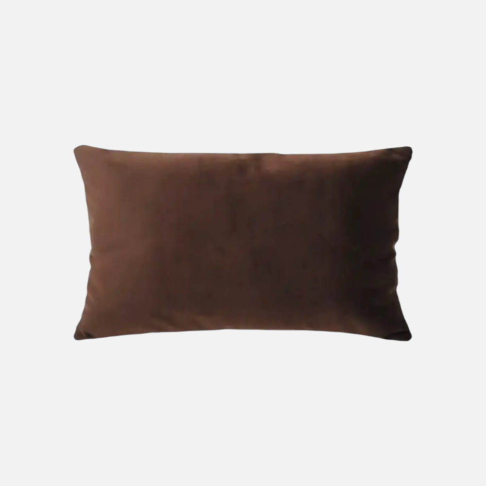 Cojín de felpa color chocolate suave | mueblesamerica.cl
