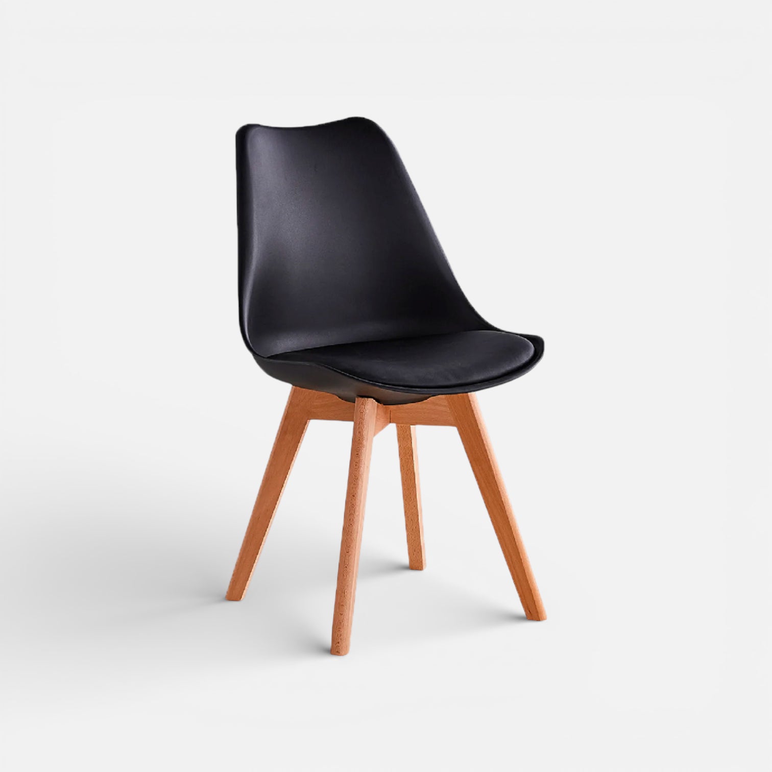 Silla Tulip Acolchada - Negra